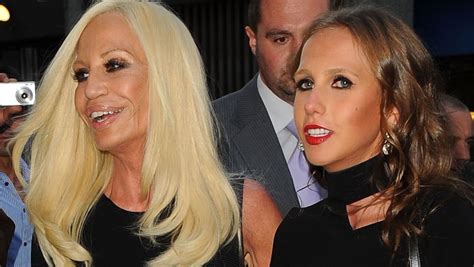 donatella versace al fue|donatella versace figlia.